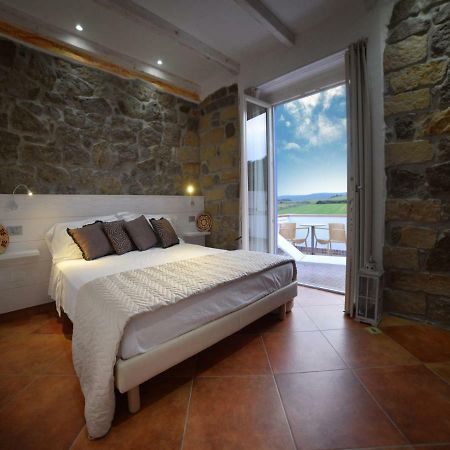 Hotel La Roccia Dell'Elefante Castelsardo Esterno foto