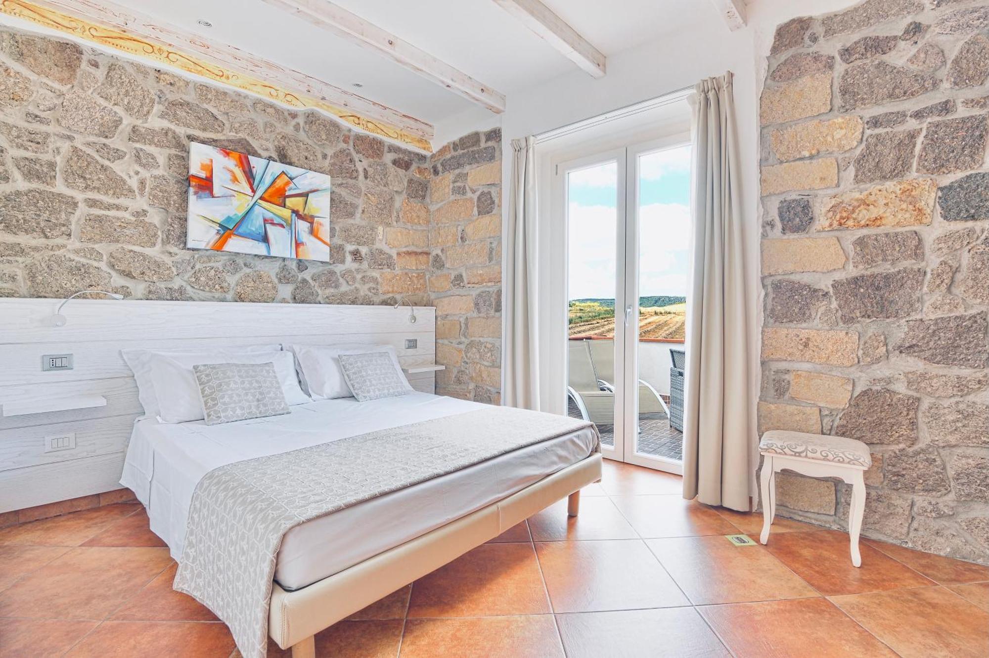 Hotel La Roccia Dell'Elefante Castelsardo Esterno foto